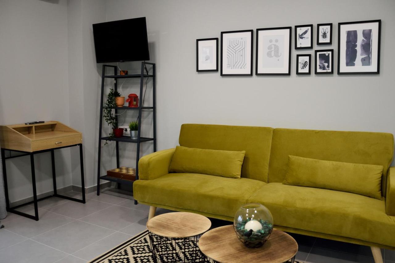 Dreamstudio In The City Center Volos Exterior photo