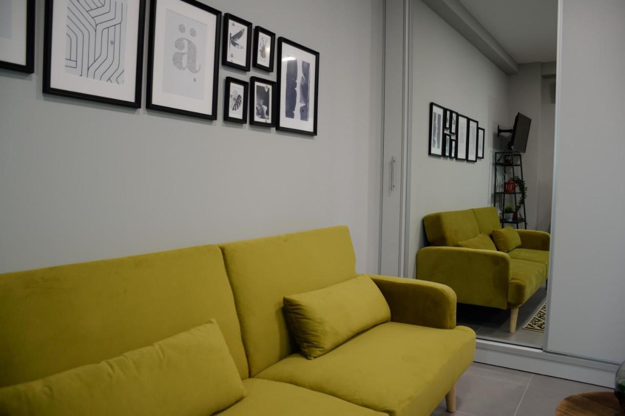Dreamstudio In The City Center Volos Exterior photo